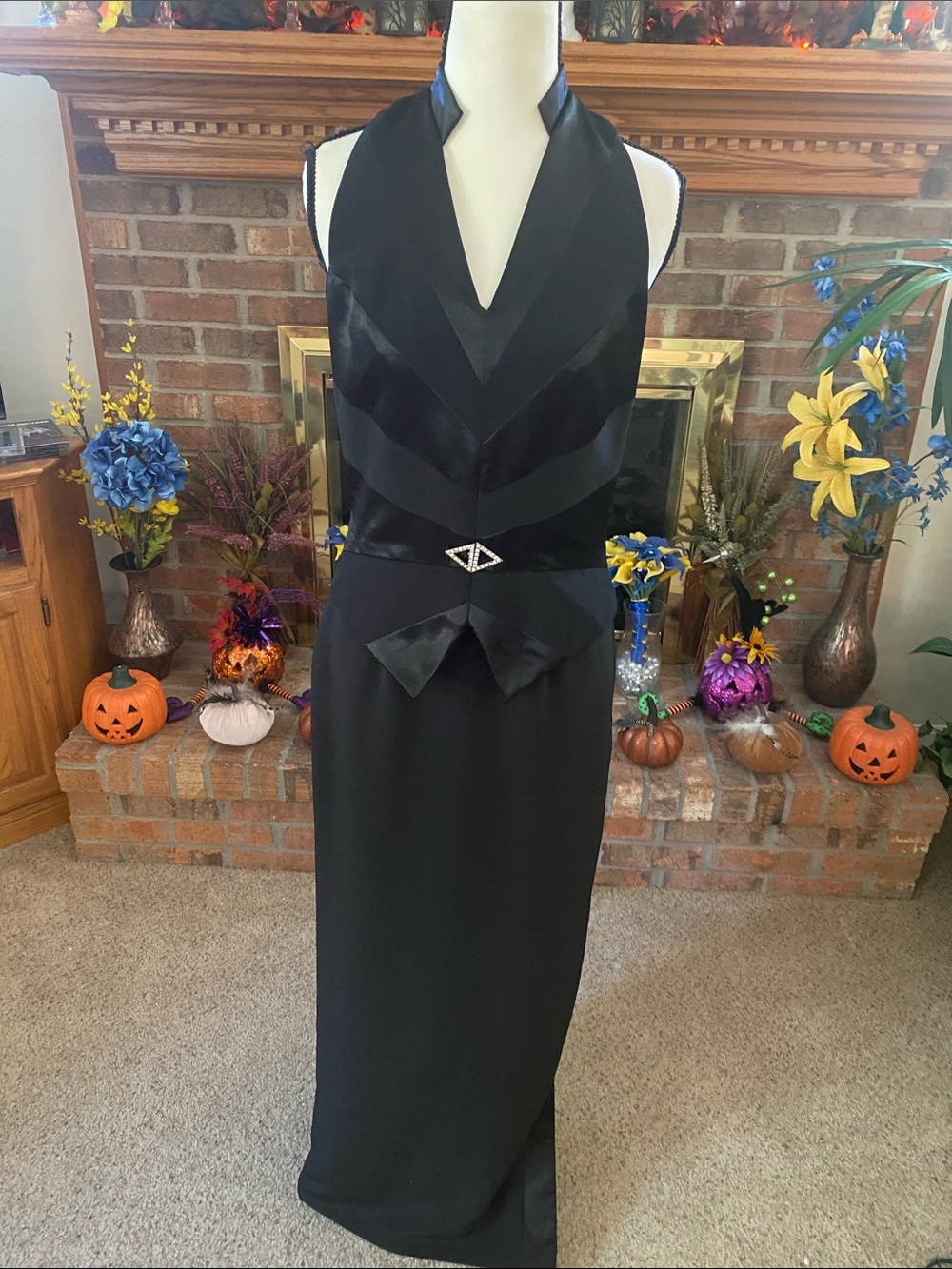 Joseph Ribkoff tuxedo black tie dress size 4